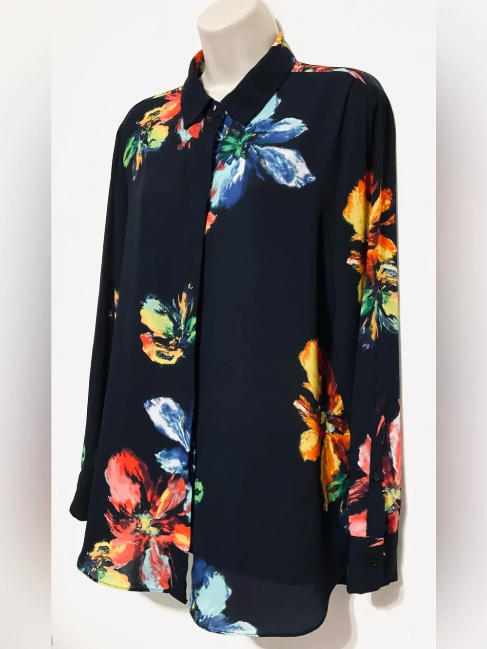 Floral Print Button-Up Blouse - black Multi Color Floral - Picture 3 of 10